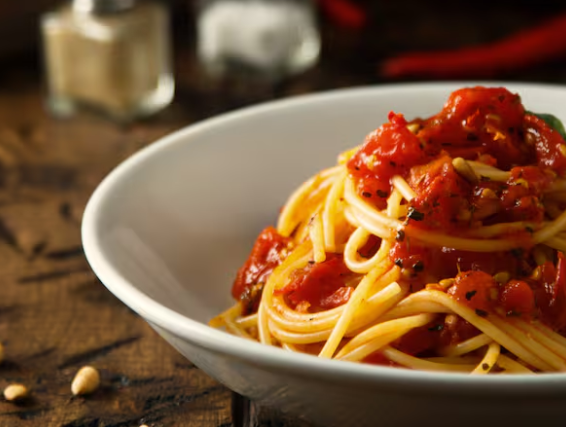 Macarronada à sua moda (Marmita individual)...