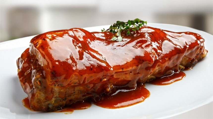 costelinha suína com molho barbecue