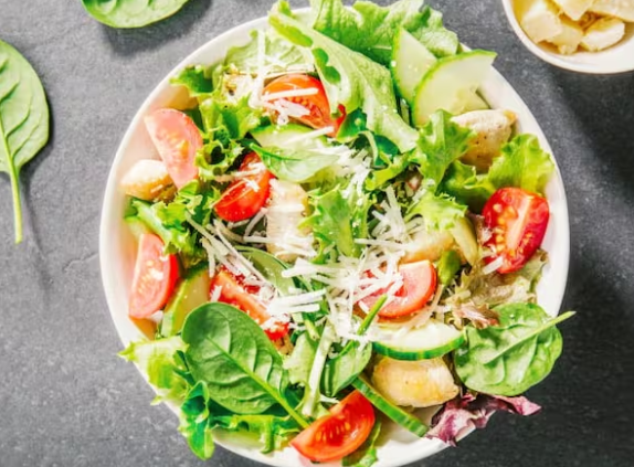 Salada mista (marmitex vegetariano)